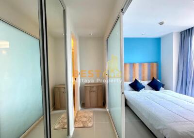 2 Bedrooms Condo in Atlantis Condo Resort Jomtien C011446