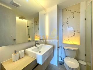 2 Bedrooms Condo in Atlantis Condo Resort Jomtien C011446