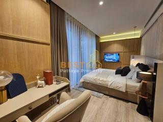 1 Bedroom Condo in Wyndham Grand Residence Wongamat Wongamat C011443