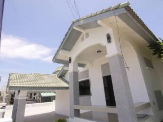 Single house for sale in Pattaya Paradise Hill Village 2