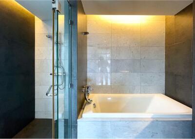 La Citta Penthouse: A Luxurious Haven in Thonglor Soi 8 - 920071001-12450