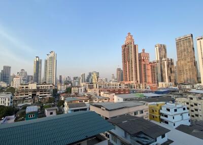 Condo Large Balcony Nice View