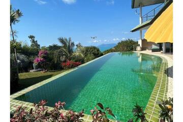 Stunning 3-bedroom sea view villas for sale