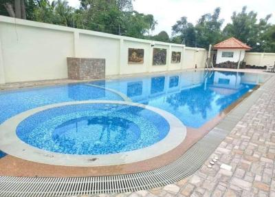 Pool Villa for sale and rent in Na Jomtien, large house, great location, private swimming pool.