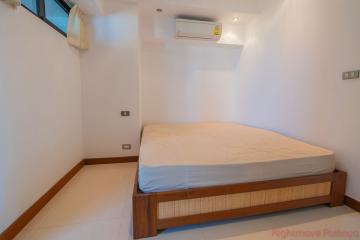 Studio Condo For Sale In Na Jomtien - Sunshine Beach Condotel