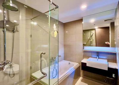 For RENT : 15 Sukhumvit Residences / 2 Bedroom / 1 Bathrooms / 66 sqm / 35000 THB [R12209]