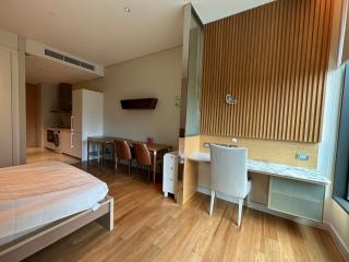 Studio bed Condo in Sindhorn Residence Lumphini Sub District C020522