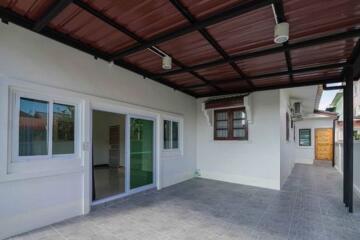 3 Bedrooms Sinlge story cafe style for Sale/Rent in Mae Hia