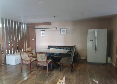 For sale condo Floraville condo @patanakan   urgently. (S03-1609)