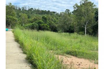 Land for sale, Beautiful Location near Samui Airport