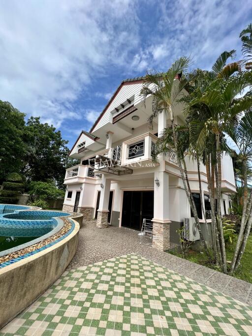 House For sale 3 bedroom  with land 350 m² in Baan Dusit, Pattaya