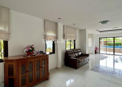 House For sale 3 bedroom  with land 350 m² in Baan Dusit, Pattaya