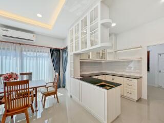 176 ตรม., 3 ห้องนอน บ้าน ราคา ฿ 5,300,000