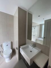 2 bed Condo in Villa Asoke Makkasan Sub District C014320