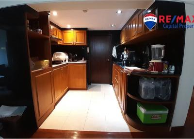 Hot deal !! 2 Bedrooms for Sell in Pingpha condo