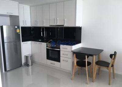 1 Bedroom Condo in Sky Residences Pratumnak C011260