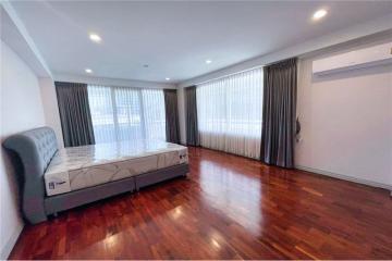 Unfurnished 4 bedrooms for rent in Thonglor - 920071001-12459