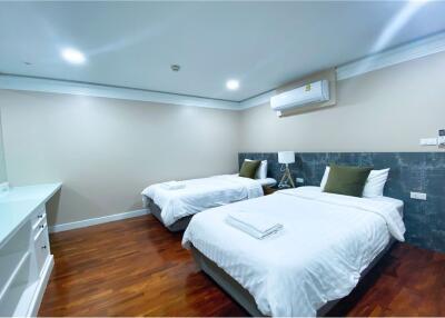 Spacious Apartment in Prime Sukhumvit 3 - 3 Beds, 2 Baths, 170 Sqm - 920071001-12461