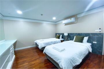 Spacious Apartment in Prime Sukhumvit 3 - 3 Beds, 2 Baths, 170 Sqm