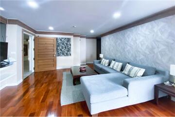 Spacious Apartment in Prime Sukhumvit 3 - 3 Beds, 2 Baths, 170 Sqm