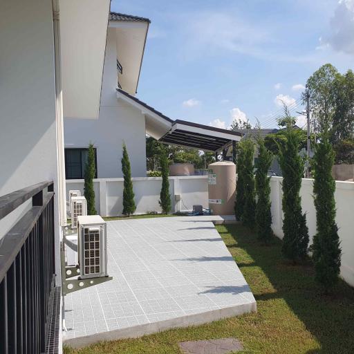 Explore affordable Chiang Mai real estate at Lanna Lakeview. Single-storey house & land, fully furnished, stunning Doi Suthep views. Dream home for only 5.0 MB.