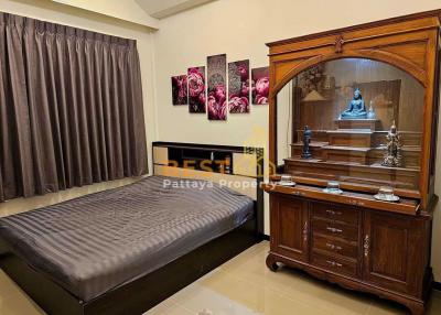 2 Bedrooms Villa / Single House in The Maple Huay Yai H011467