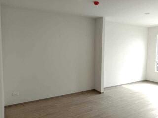 Second hand for sale, empty room, new condo, Regent Home Sukhumvit 97/1