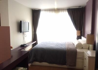 1 bedroom condo for rent at The Treasure Silom