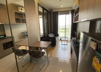 Condo for sale M Chatuchak near BTS Mo Chit and MRT Chatuchak (S12-0167 )