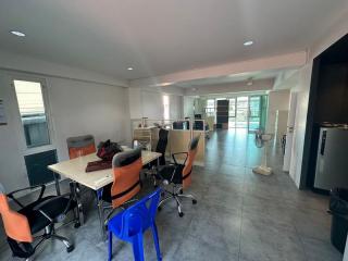 For Rent Bangkok Home Office with Warehouse Sukhumvit BTS Punnawithi Phra Khanong