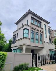 For Rent Bangkok Single House The Sonne Srinakarin-Bangna Chaloem Phrakiat Rama 9 Prawet