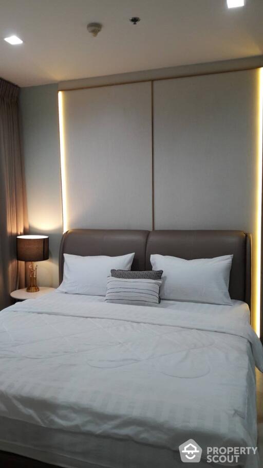 1-BR Condo at Life One Wireless near BTS Phloen Chit