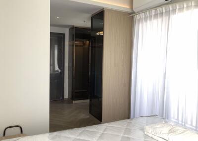 2 bed Condo in Chapter Chula-Samyan Si Phraya Sub District C020547