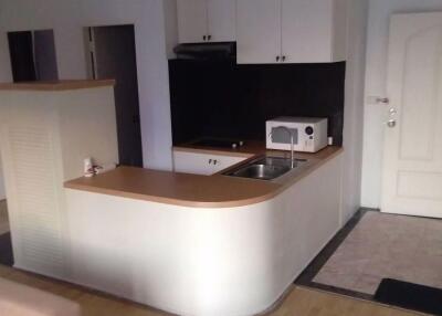 2 bed Condo in Asoke Place Khlong Toei Nuea Sub District C020544