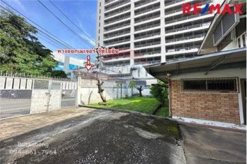 146 Sqm. Land listed for ฿ 100,000.