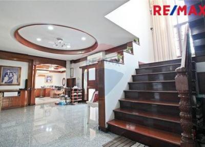 300 Sqm., 4 Beds Townhouse listed for ฿ 13,000,000.