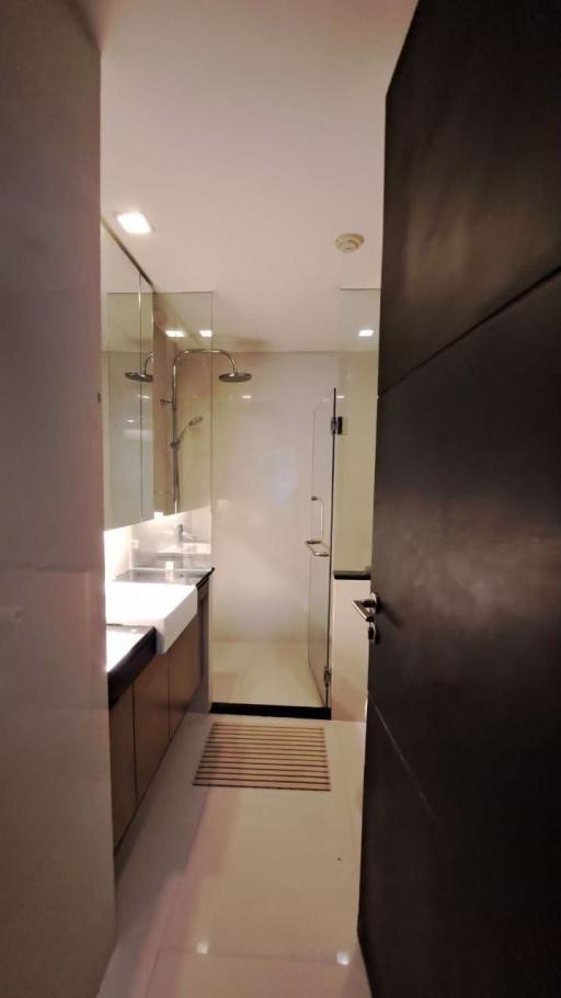 1 bed Condo in O2 Hip Pathum Wan District C020551