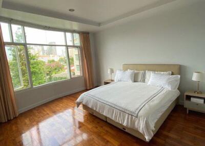 2 bed Condo in Baan Nunthasiri Sathon District C020550