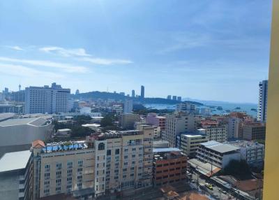 1 Bedroom Condo In The Edge Central Pattaya For Sale