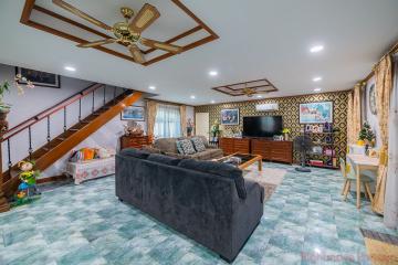 3 Bed House For Sale In North Pattaya - The Boltons