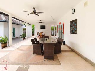 Spacious 4 Bedroom Pool Villa on the Large Land Near Palm Hills Golf