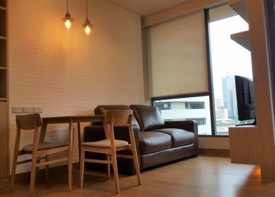 1 bed Condo in The Lumpini 24 Khlongtan Sub District C018624