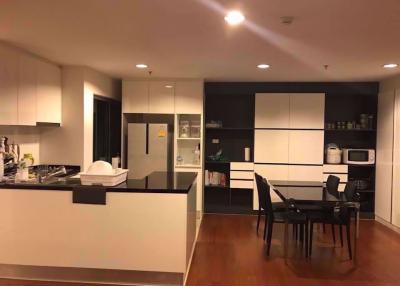 2 bed Condo in Belle Grand Rama 9 Huai Khwang Sub District C016999