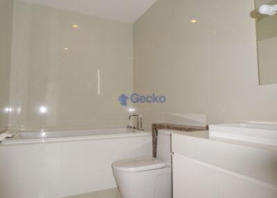 2 Bedrooms Condo in Sanctuary Wongamat C009025