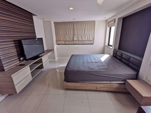 5 bed Penthouse in President Park Sukhumvit 24 Khlongtan Sub District P04322