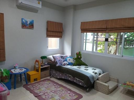 Single house for sale in Pattaya Chalita Village 2, Nong Pla Lai, near the motorway, Chonburi.