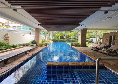 2 Bedrooms Condo in Regent Pratumnak South Pattaya C011276