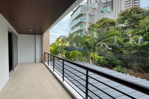 2 Bedrooms Condo in Regent Pratumnak South Pattaya C011275