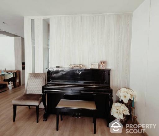 3-BR Condo at The River Condominium near BTS Saphan Taksin