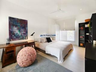 Blue Lagoon Sheraton 4 bedroom villa in mint condition for sale Hua Hin Cha Am